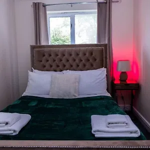 pristine-relocation-house.cambridgehotelsuk.com/